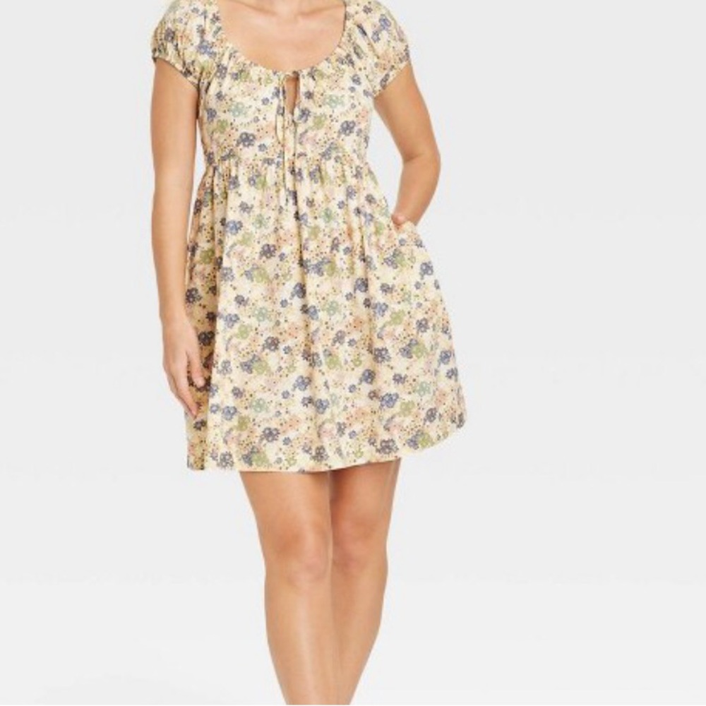 Universal Thread puff sleeve floral dress